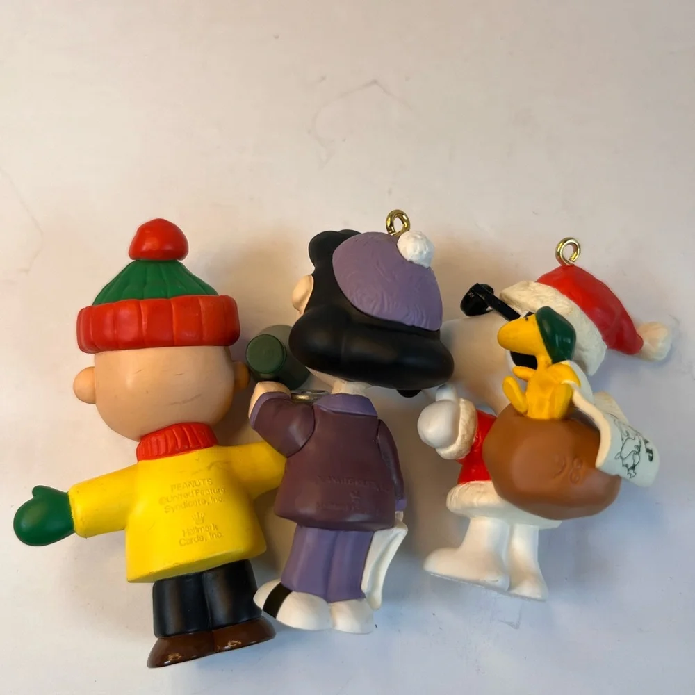 Hallmark Keepsake Peanuts Snoopy Joe Cool 1998 Charlie Lucy Christmas Ornaments.
